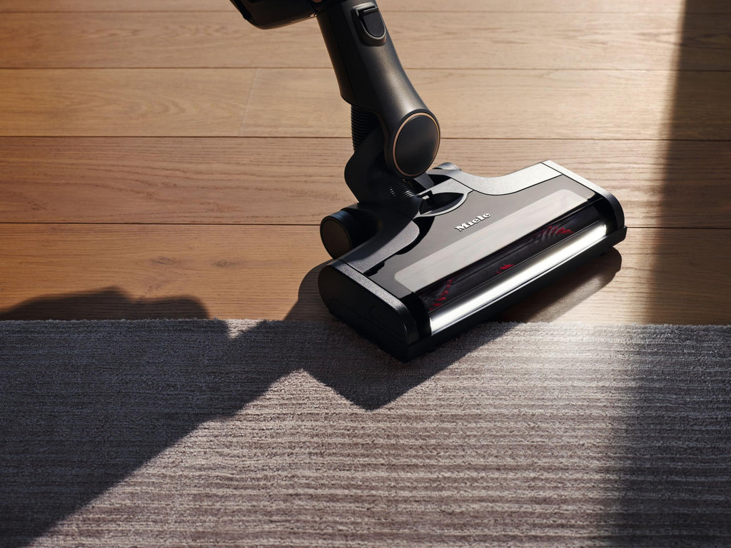 Miele TRIFLEXHX2PROIG Triflex Hx2 Pro – Kabelloser Stabstaubsauger Konstant hohe Saugleistung Bis zu 60+60 Min Laufzeit LED-Licht