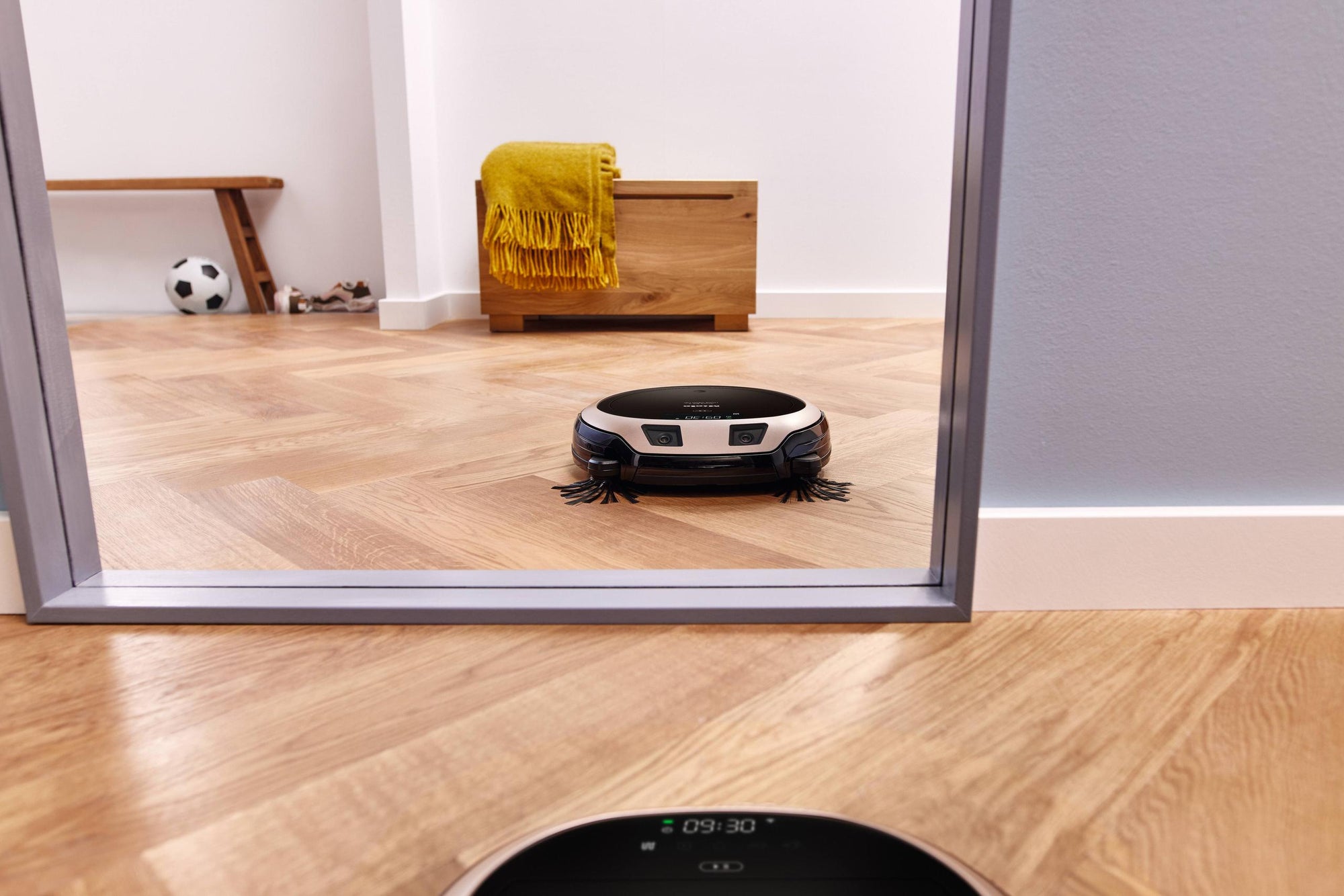 Miele SCOUT RX3 HOME VISION Scout Rx3 Home Vision – Saugroboter mit Livebildübertragung und 170 Minuten Laufzeit.