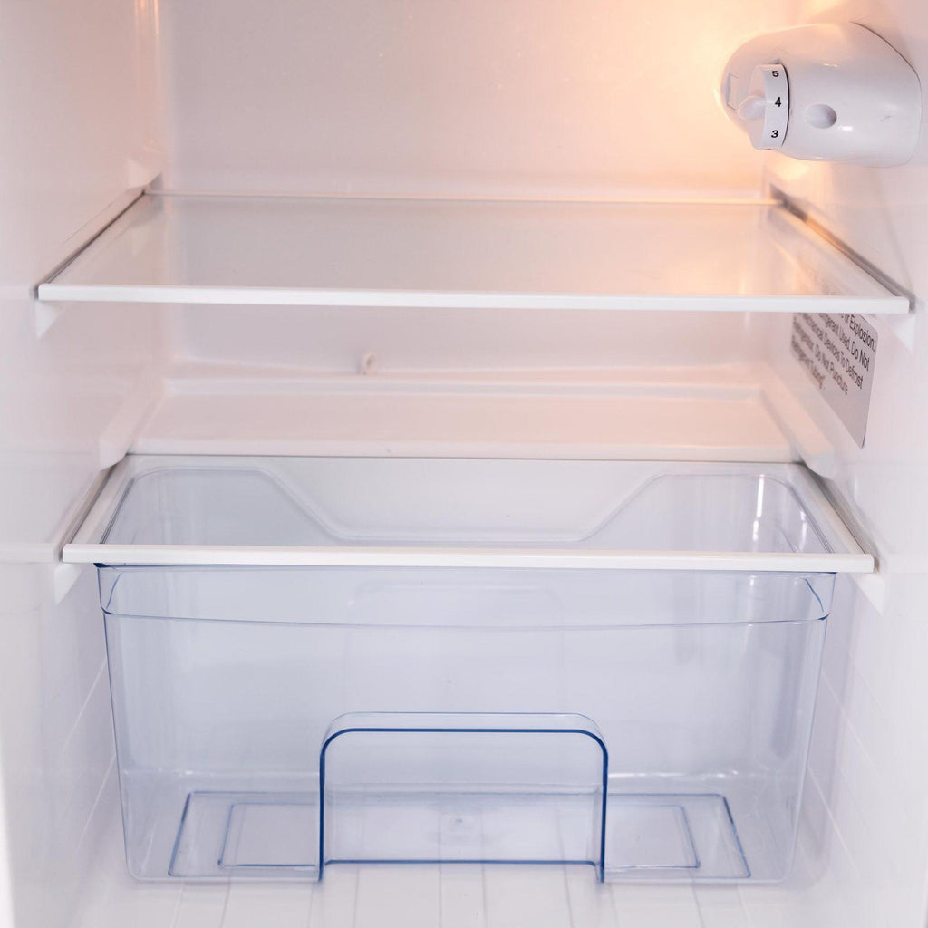 Avanti RMRT30X7GIS 3,0 Kubikfuß Retro-Kompaktkühlschrank