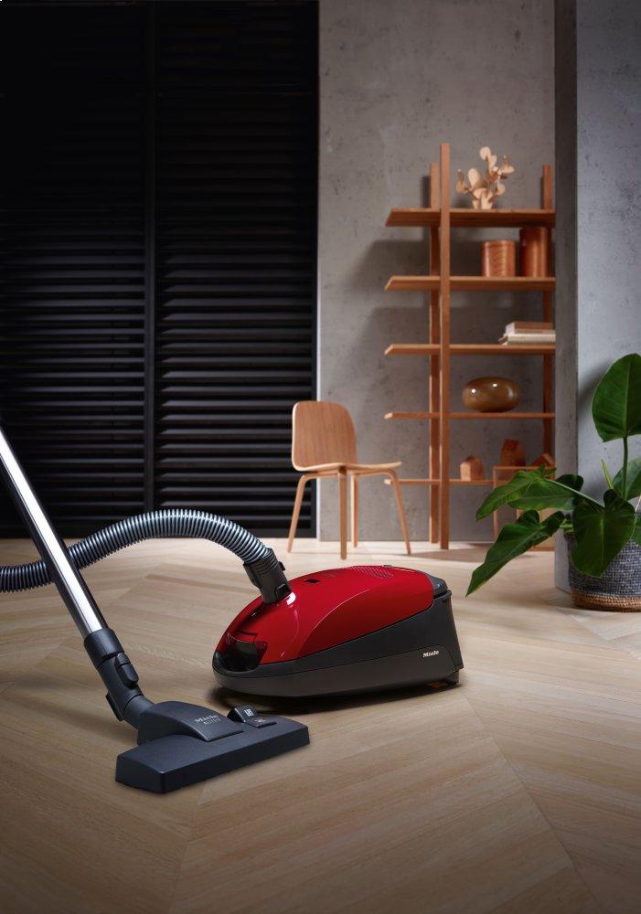 Miele CLASSIC C1 PURE SUCTION HOME CARE POWERLINE SBCN0 MANGO ROT Classic C1 Pure Suction Homecare Powerline - Sbcn0 - Bodenstaubsauger mit umfangreichem Zubehör für nahezu jede Reinigungsherausforderung.