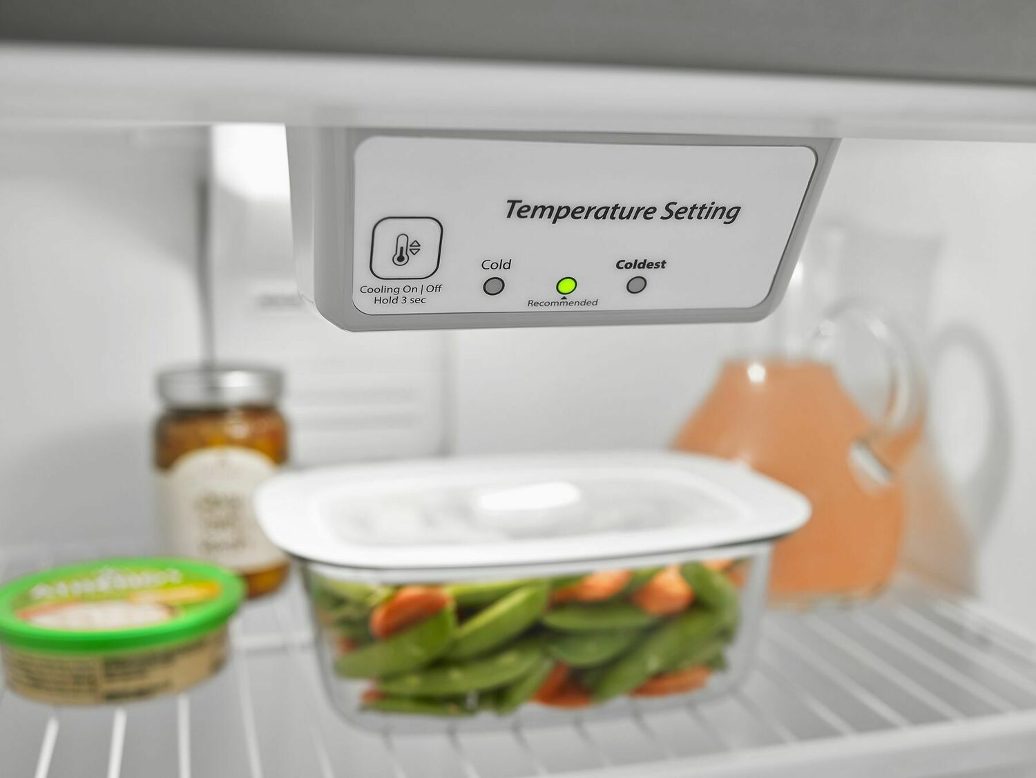 Amana ART308FFDM 30 Zoll breiter Kühlschrank mit Gefrierfach oben und Garden Fresh-Gemüsefächern – 18 Kubikfuß – Monochromatischer Edelstahl