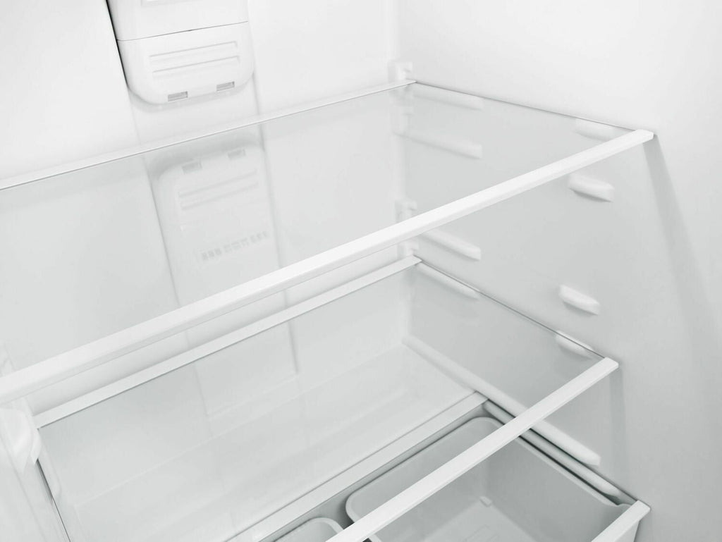 Amana ART318FFDW 30-Zoll-Kühlschrank mit Gefrierfach oben und Glasböden, weiß