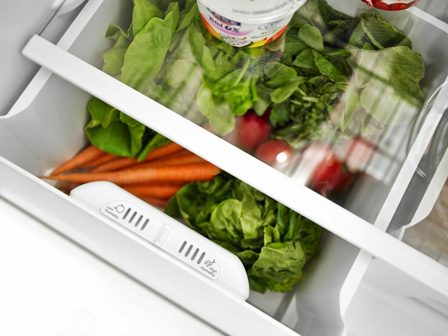 Amana ART308FFDW 30 Zoll breiter Kühlschrank mit Gefrierfach oben und Garden Fresh Gemüsefächern – 18 Kubikfuß – Weiß
